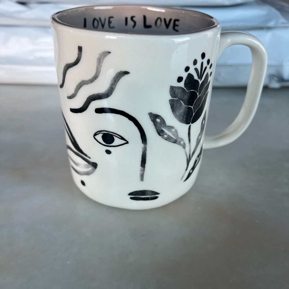 Anthropologie Artistic Black and White Mug /tan inside 
Abstract Art